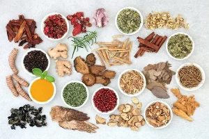 خواص عرق چهل گیاه