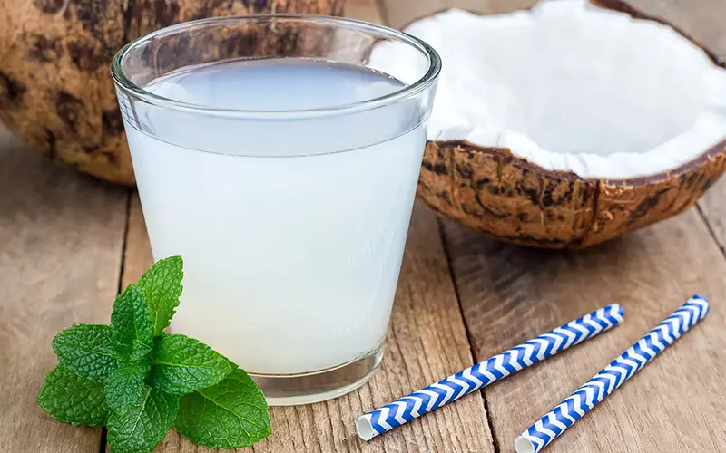 آب نارگیل را چگونه مصرف کنیم
