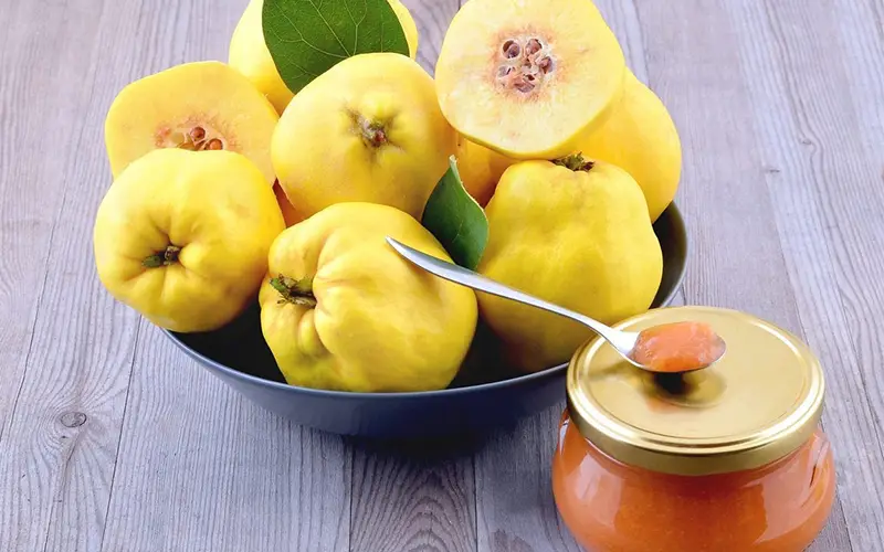 مضرات و معایب میوه به