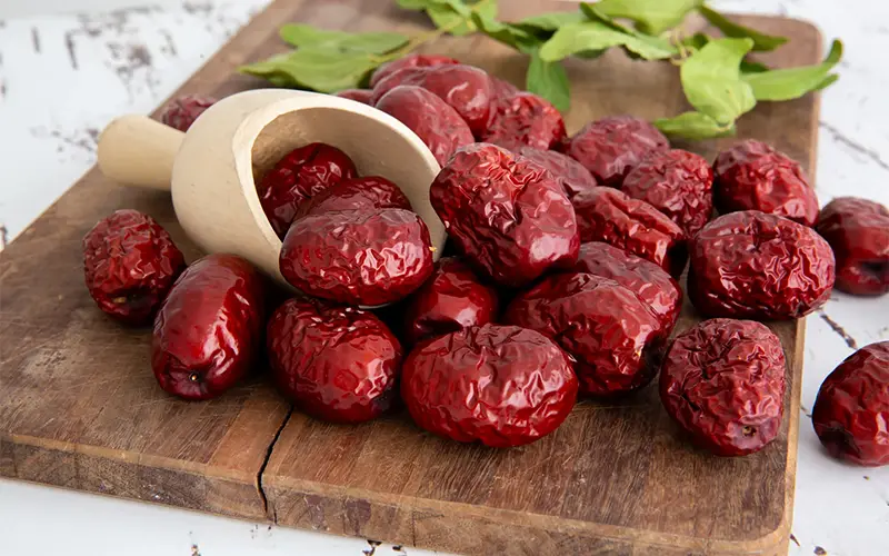 مقدار مصرف روزانه عناب